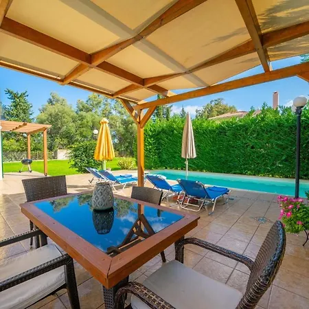 Villa Dafni *